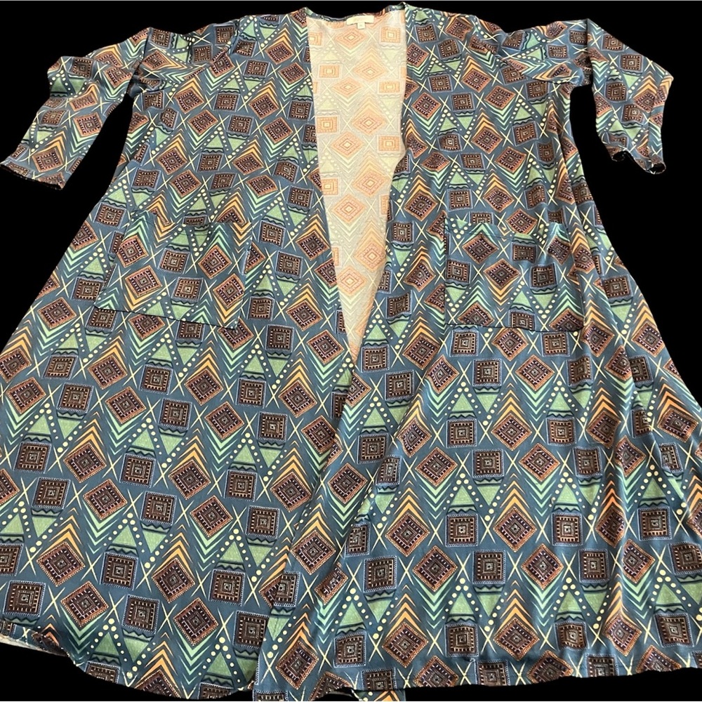 LuLaRoe XL Geometric Patterned Open Cardigan. Great condition.